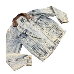 Vintage rare Fluid Acid Wash Denim Jacket with Leather Collar and Pins